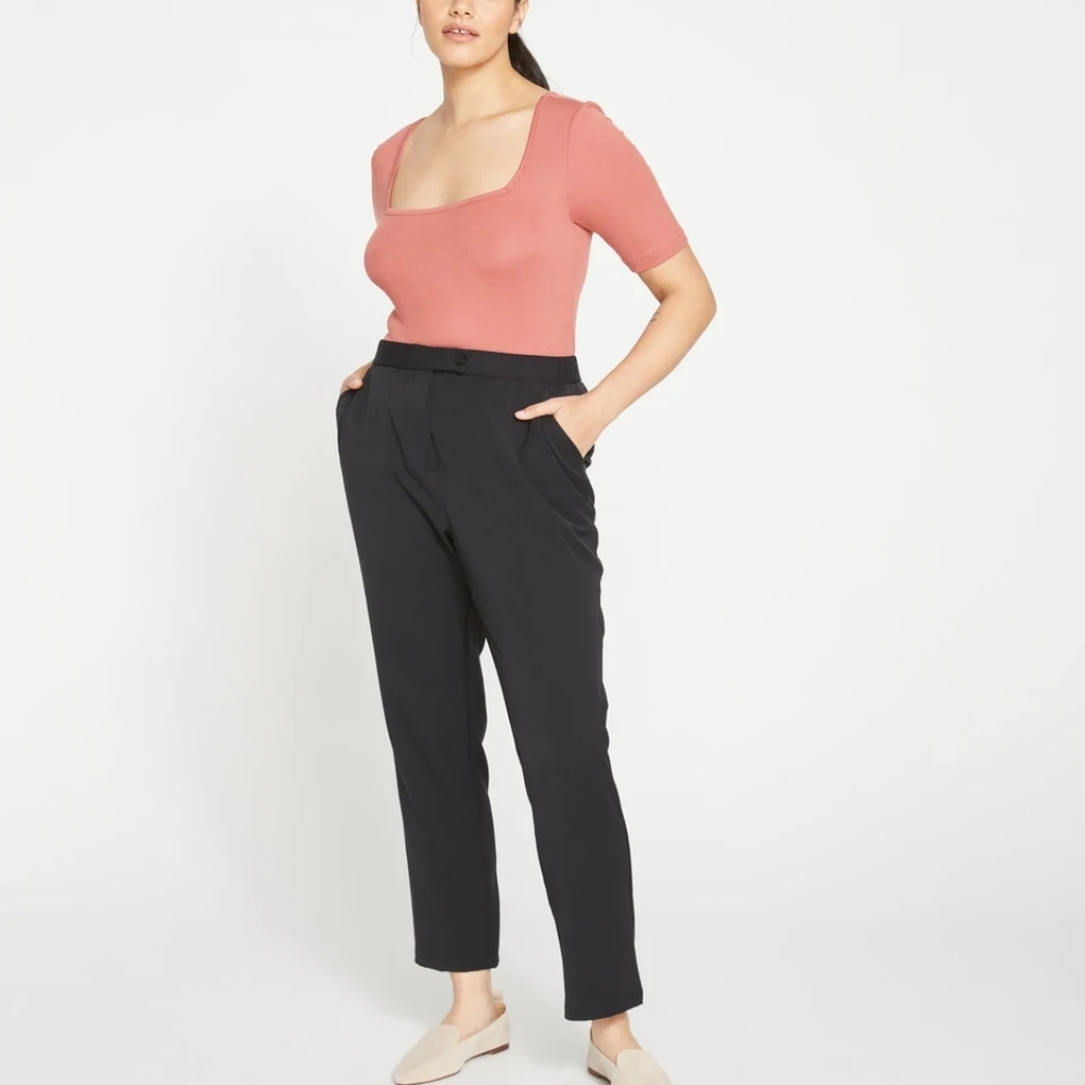 Universal Standard black cigarette pants 14/16